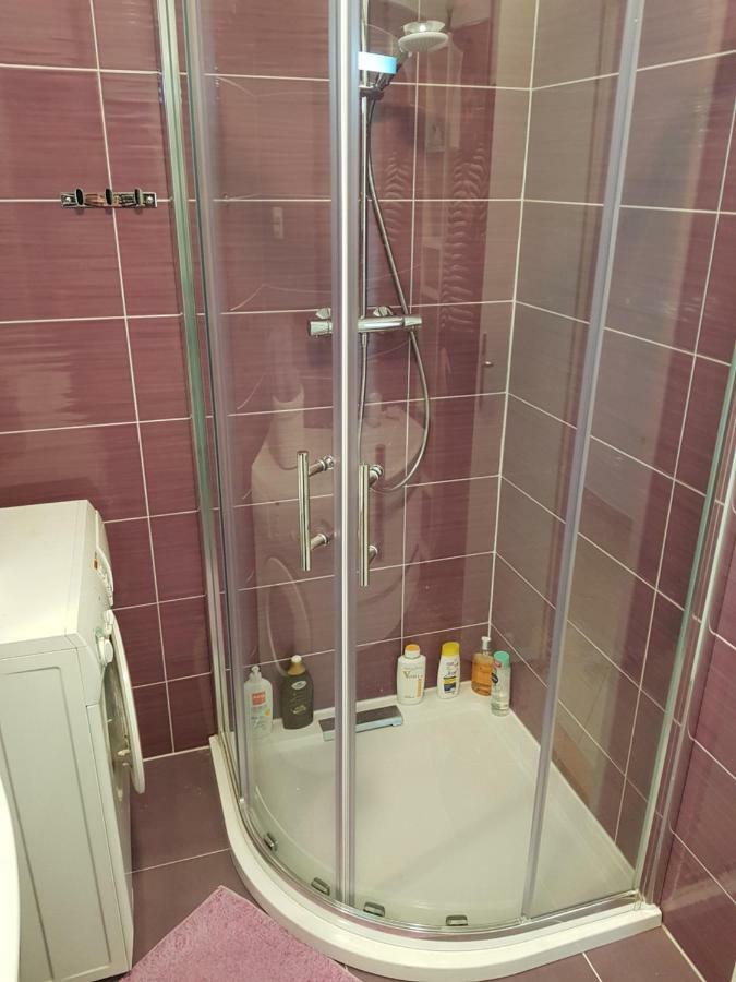 Apartment Jakov Сень Екстер'єр фото