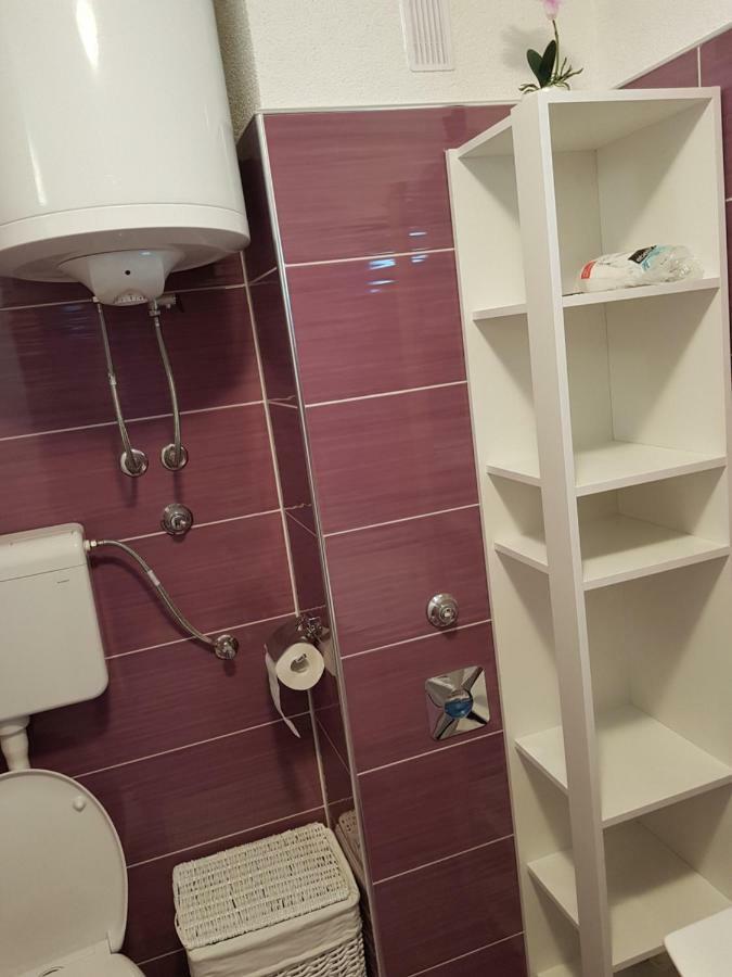 Apartment Jakov Сень Екстер'єр фото